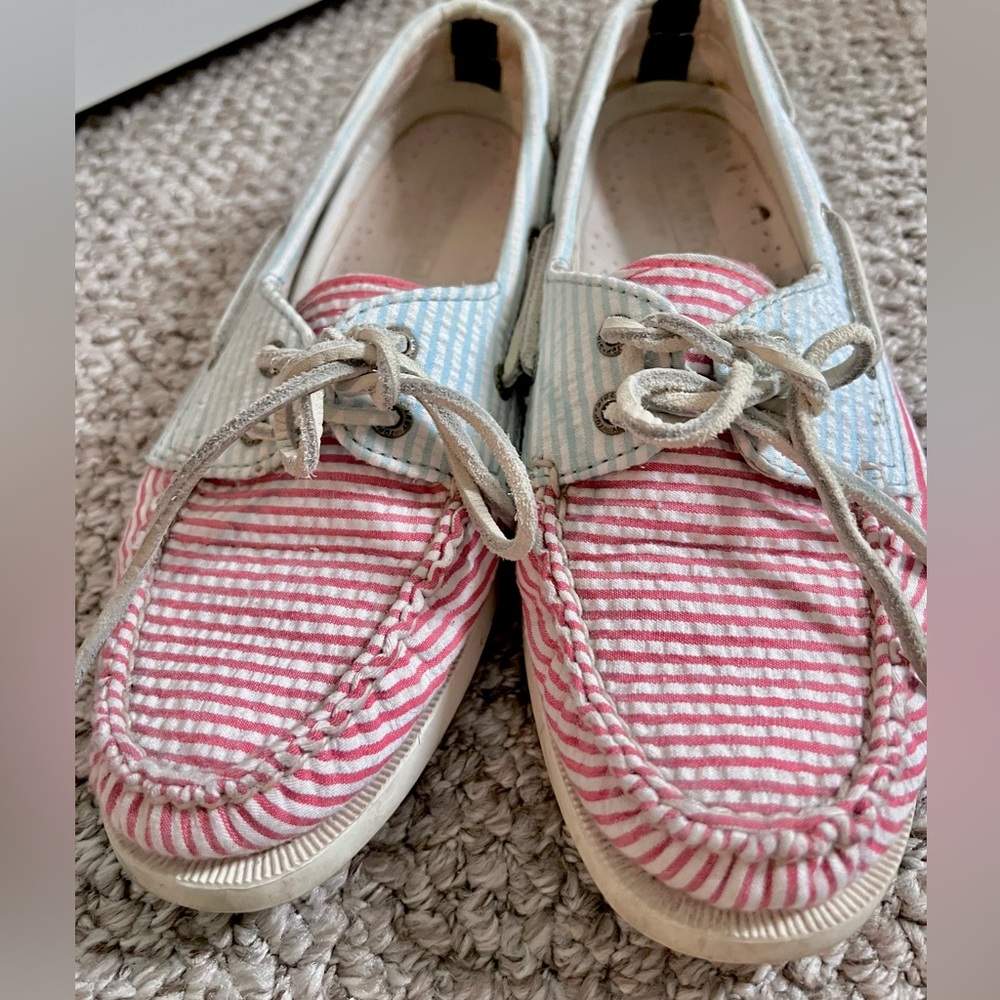 JCREW Sperry Top Sider Size 8M GUC